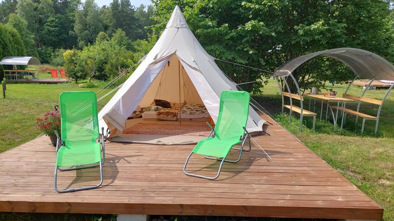 Готель Glamping Fluffy Horns - Glempings Pukainie Ragi Plienciems Екстер'єр фото