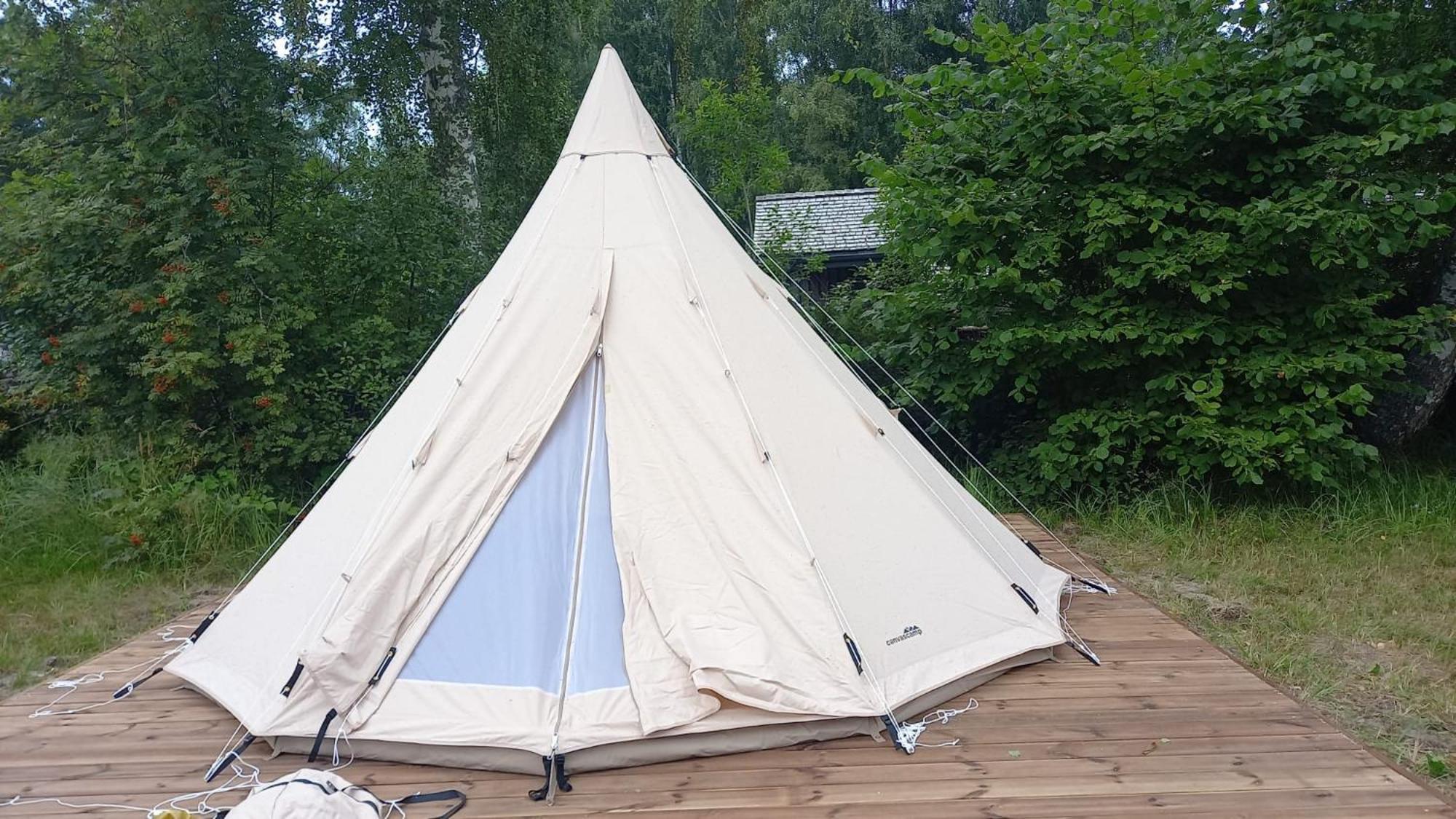 Готель Glamping Fluffy Horns - Glempings Pukainie Ragi Plienciems Екстер'єр фото